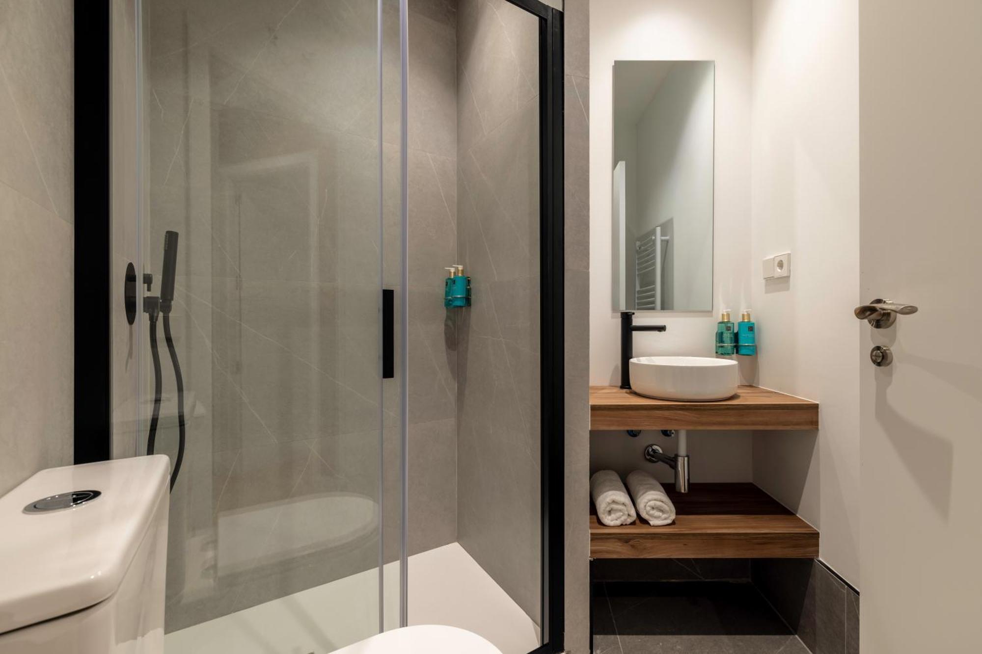 מדריד New Designed Flat 3 Bedrooms 2 Showers מראה חיצוני תמונה